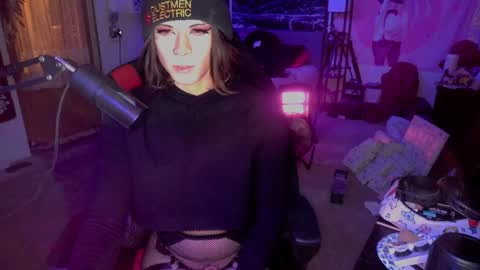 kaynatix online show from December 24, 2024, 6:22 am