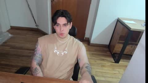 kaynn_b online show from January 29, 2025, 1:58 am
