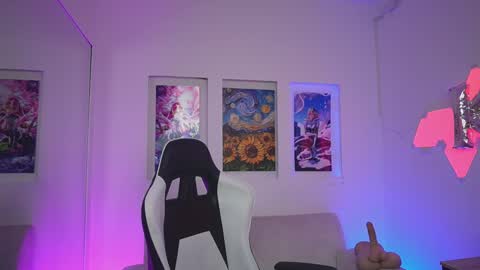 Kayra online show from November 6, 2025, 11:33 am