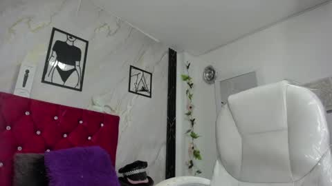 Snapshot of kazsandrah chatting on April 28, 2026, 6:07 am KAZSANDRAH online show from April 28, 2026, 6:07 am