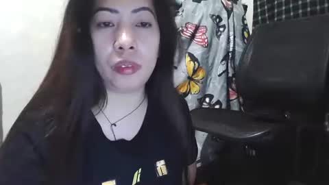 Kazzandra online show from November 18, 2025, 5:12 am