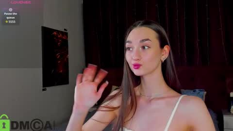 Kelly GMT 2 Su We Th Fr Sa   0300AM-09-00AM   online show from December 4, 2025, 2:10 am