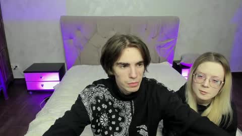 Snapshot of kebesheska chatting on December 17, 2024, 8:21 pm Seb Polly Roxy Jonny online show from December 17, 2024, 8:21 pm