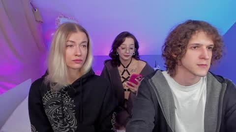 Snapshot of kebesheska chatting on January 26, 2025, 2:41 pm Seb Polly Roxy Jonny online show from January 26, 2025, 2:41 pm