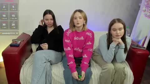 Snapshot of kebesheska chatting on February 28, 2025, 2:20 pm Seb Polly Roxy Jonny online show from February 28, 2025, 2:20 pm