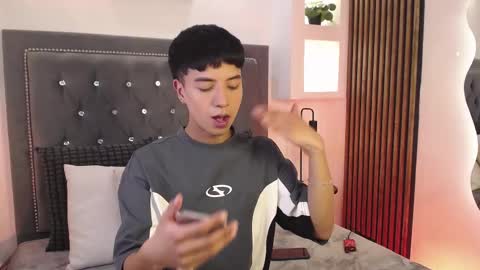 nico online show from March 26, 2026, 12:44 pm