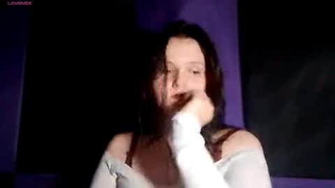 Snapshot of keenaureta chatting on November 7, 2025, 2:06 pm Lora online show from November 7, 2025, 2:06 pm