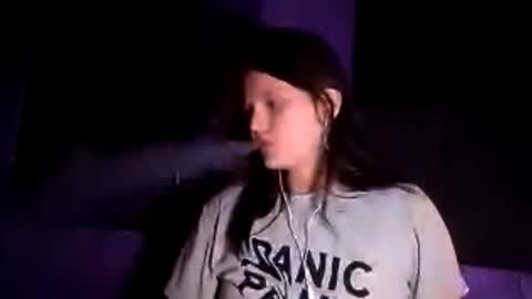 Snapshot of keenaureta chatting on November 11, 2025, 2:06 pm Lora online show from November 11, 2025, 2:06 pm