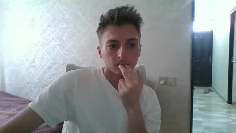 Snapshot of keetherwulf chatting on January 6, 2026, 9:13 am keetherwulf online show from January 6, 2026, 9:13 am