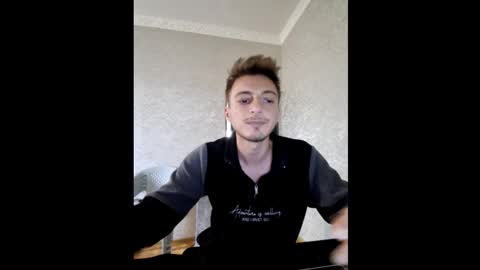 Snapshot of keetherwulf chatting on January 18, 2026, 11:36 am keetherwulf online show from January 18, 2026, 11:36 am