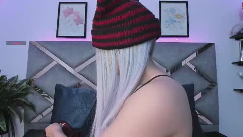 Snapshot of keidy_rose chatting on November 18, 2025, 7:07 pm Keidy Monday to Saturday from 200 pm to 810pm UTC-5 Colombia Time online show from November 18, 2025, 7:07 pm