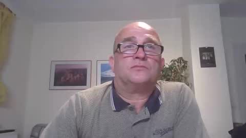 keilie1 online show from October 5, 2025, 9:02 pm