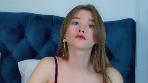 Snapshot of keiraace chatting on June 11, 2026, 6:28 pm Keira online show from June 11, 2026, 6:28 pm