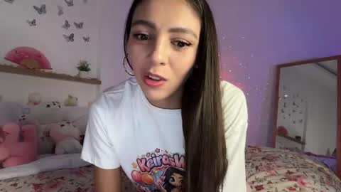 Snapshot of keirasworld chatting on July 24, 2026, 12:19 am keira online show from July 24, 2026, 12:19 am
