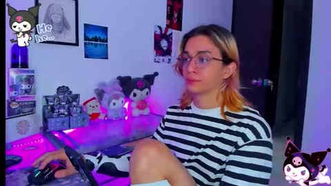 Keita moon online show from December 3, 2025, 2:04 pm