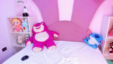 Keita moon online show from March 18, 2026, 1:36 pm