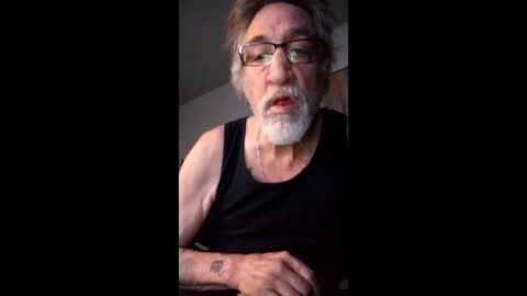 kellasjeffrey online show from February 2, 2026, 1:04 am