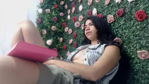 KEY online show from October 24, 2025, 6:37 pm