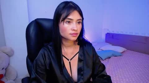 Snapshot of kelly_richardson1 chatting on February 11, 2025, 1:10 am elena online show from February 11, 2025, 1:10 am