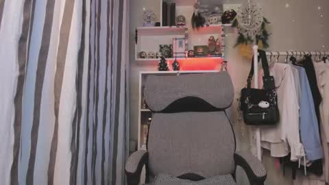 Snapshot of kellyasian chatting on January 11, 2026, 7:02 am Leia online show from January 11, 2026, 7:02 am