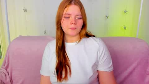 Kellyfiery online show from April 8, 2026, 8:14 am