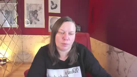 Kelly online show from February 19, 2026, 5:25 am