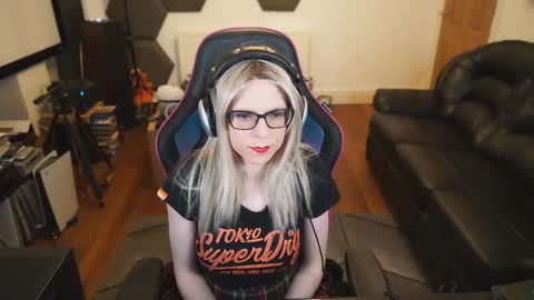 kelseycobalt online show from February 24, 2025, 10:14 pm