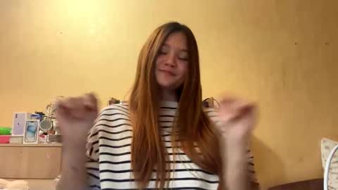 Mia online show from February 7, 2026, 6:00 pm