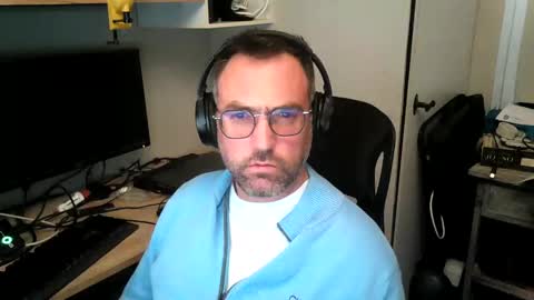 Snapshot of kelvin06133 chatting on January 29, 2025, 9:50 pm kelvin06133 online show from January 29, 2025, 9:50 pm