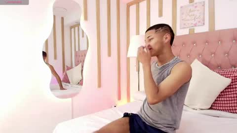 Kelvin online show from April 10, 2026, 12:32 pm