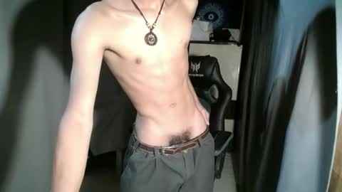 Snapshot of ken_bigcockxx chatting on November 4, 2025, 4:28 pm Ken online show from November 4, 2025, 4:28 pm