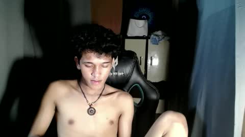 Snapshot of ken_bigcockxx chatting on November 7, 2025, 8:47 am Ken online show from November 7, 2025, 8:47 am