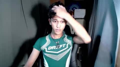 Snapshot of ken_bigcockxx chatting on November 23, 2025, 5:35 pm Ken online show from November 23, 2025, 5:35 pm