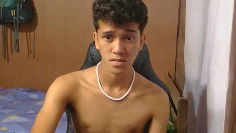 Snapshot of ken_bigcockxx chatting on December 19, 2025, 12:06 am Ken online show from December 19, 2025, 12:06 am