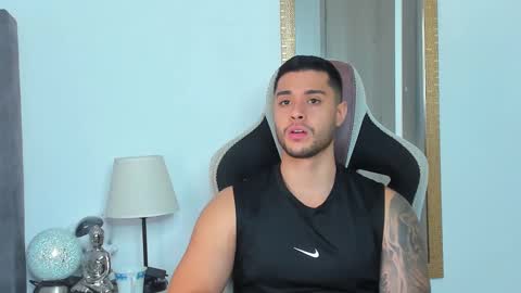 ken_mailik online show from December 3, 2025, 4:53 am