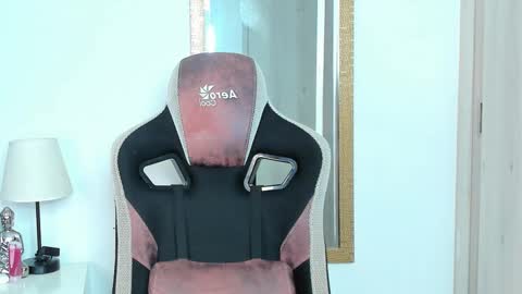 ken_mailik online show from December 17, 2025, 4:18 am