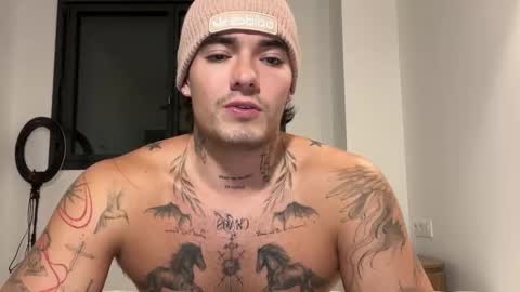 luis carlos esteban online show from November 2, 2025, 4:53 pm