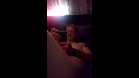 kendall21978 online show from May 18, 2026, 7:36 am