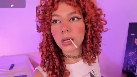 Snapshot of kendall23_ chatting on October 19, 2025, 12:22 am Kendall online show from October 19, 2025, 12:22 am