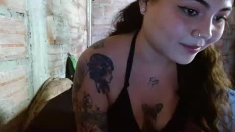 kendall_69x online show from November 25, 2025, 4:51 pm