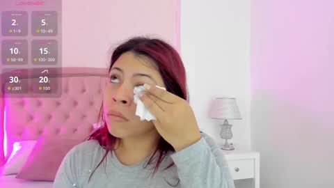 Kendall online show from November 12, 2025, 5:52 am