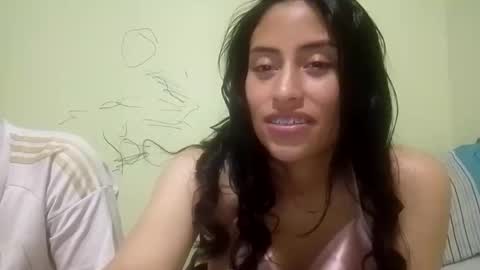 Kendall  Roxy online show from May 13, 2026, 3:15 am