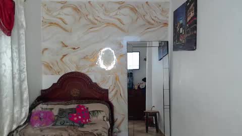 Snapshot of kendall_morry chatting on March 5, 2025, 5:18 am kendall  online show from March 5, 2025, 5:18 am