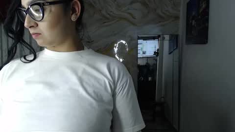 Snapshot of kendall_morry chatting on September 13, 2025, 8:14 am kendall  online show from September 13, 2025, 8:14 am