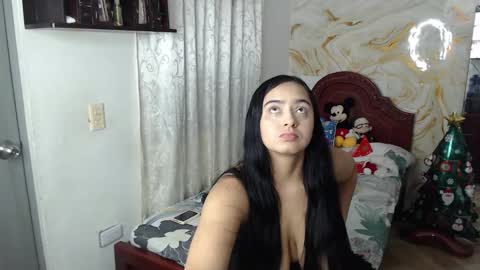 kendall  online show from December 5, 2025, 6:33 am