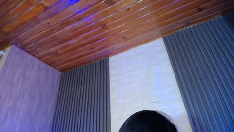 kendall_saenz online show from December 6, 2024, 3:22 pm