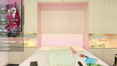 Snapshot of kendallrosse1 chatting on February 28, 2025, 7:48 am Kendal online show from February 28, 2025, 7:48 am