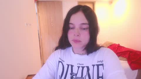 kendall online show from December 19, 2025, 9:44 pm