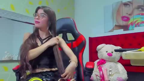 Snapshot of kendalyener chatting on March 11, 2025, 3:12 pm KENDALYENER online show from March 11, 2025, 3:12 pm