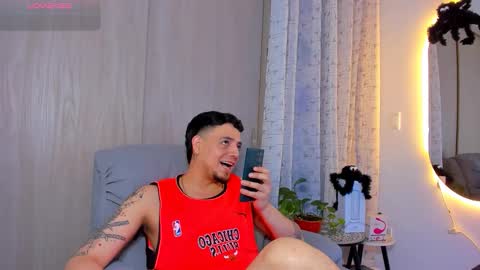 kendel_dimitri online show from October 30, 2025, 2:35 am